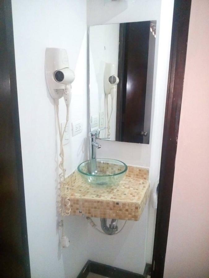 Hotel Kong Medellín Dış mekan fotoğraf
